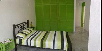 Orquideas Hostel Cancun Bagian luar foto